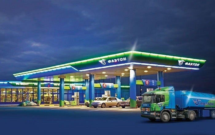 Phaeton gas station