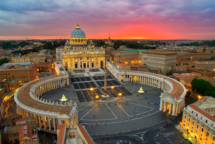 Vaticanul este cea mai mică țară din lume