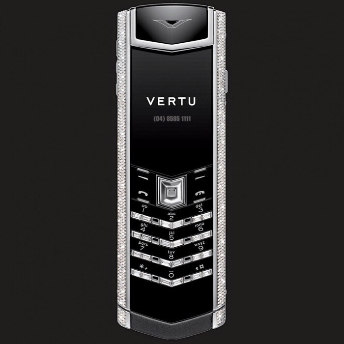 Vertu White Gold Full Pave + Baguettte den dyreste smarttelefonen i 2018 i detaljhandel