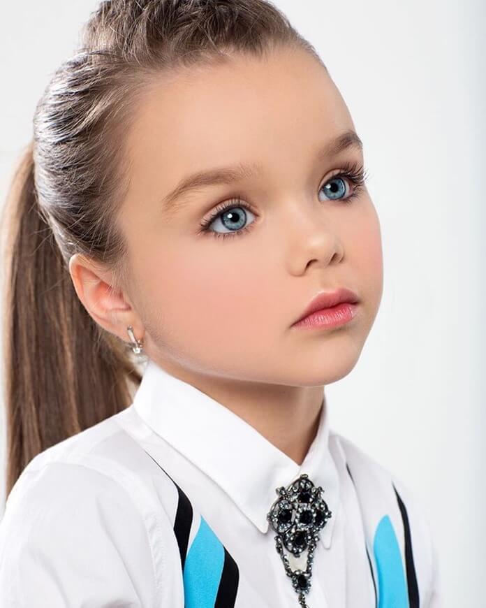 Anastasia Knyazeva és la noia més bella de Rússia i del món