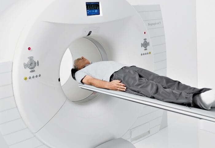เครื่อง PET-MRI