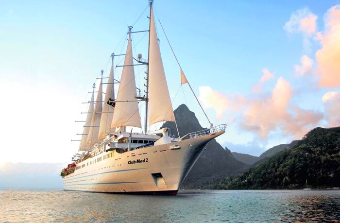 „Club Med 2“ - didžiausias burinis laivas pasaulyje