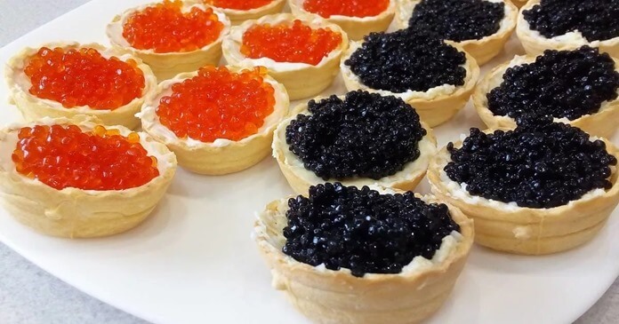 Caviar tartlets