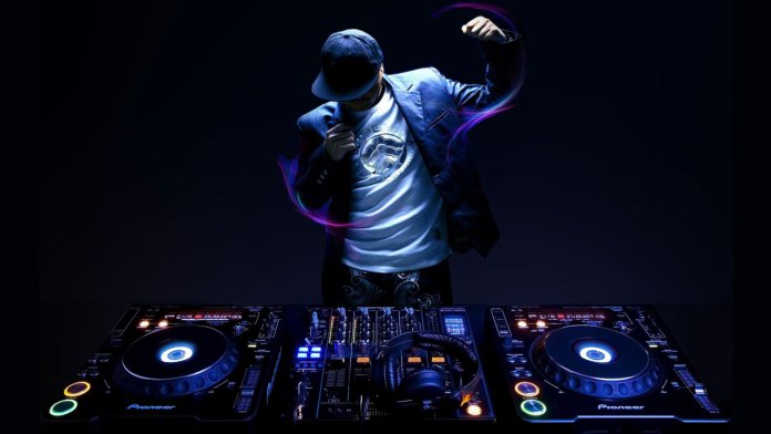 DJ-k