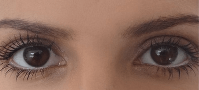Delineador d'ulls blanc