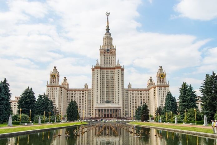 Najlepszy rosyjski uniwersytet w 2020 roku - Moskiewski Uniwersytet Państwowy